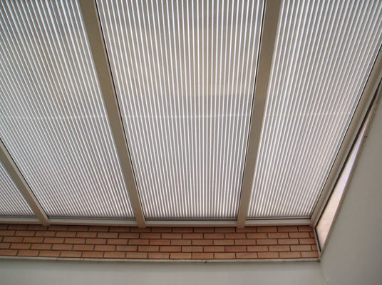 Настраиваемый прозрачный гофрированный поликарбонатный кровельный панель материал Bayer / GE 10 лет гарантии полупрозрачный поликарбонатный кровельный лист