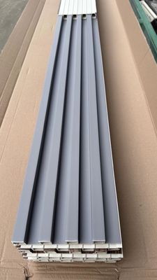 Современные ПВХ 3D стеновые панели Wpc покрытие древесных зерен Лат стеновые панели